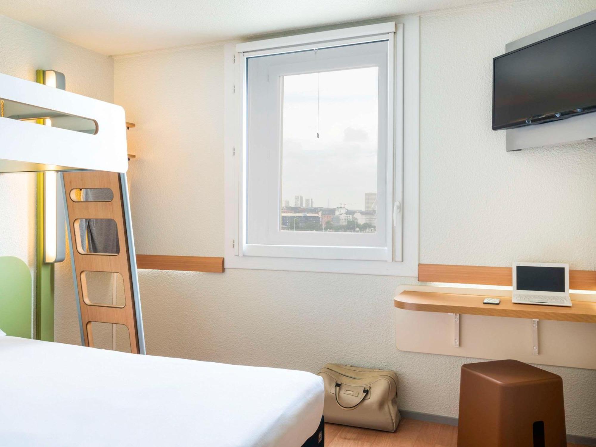 Ibis Budget Paris Porte De Bercy Charenton-le-Pont Zewnętrze zdjęcie