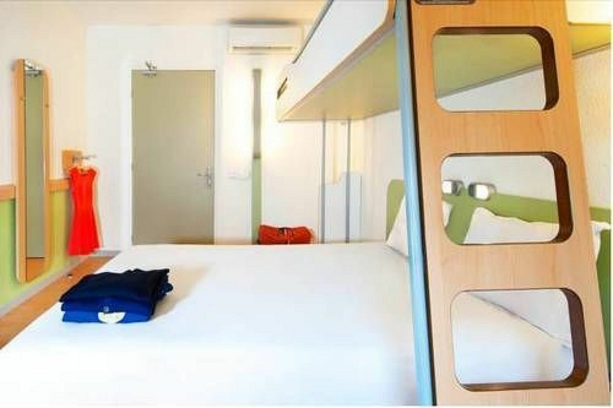 Ibis Budget Paris Porte De Bercy Charenton-le-Pont Zewnętrze zdjęcie